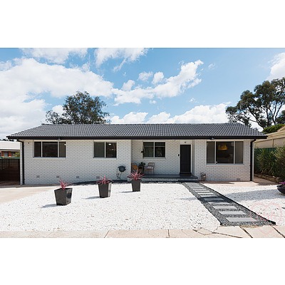 12 Beaurepaire Crescent, Holt ACT 2615