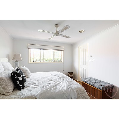 10 Buckmaster Crescent, Dunlop ACT 2615