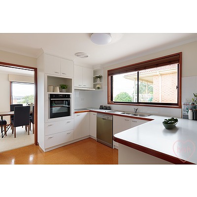 17 Callaghan Street, Evatt ACT 2617