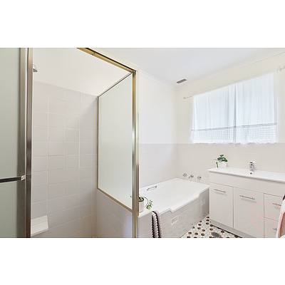 8 Vest Place, Weetangera ACT 2614