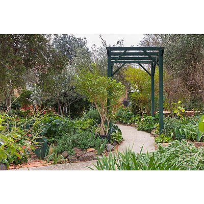 8 Vest Place, Weetangera ACT 2614