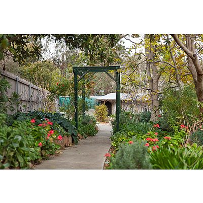 8 Vest Place, Weetangera ACT 2614