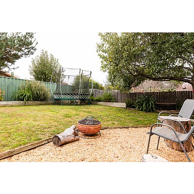 8 Redcliffe Street, Palmerston ACT 2913