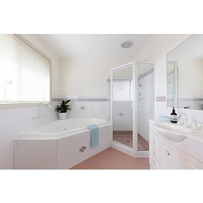 10/4 Tauss Place, Bruce ACT 2617