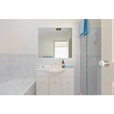 10/4 Tauss Place, Bruce ACT 2617