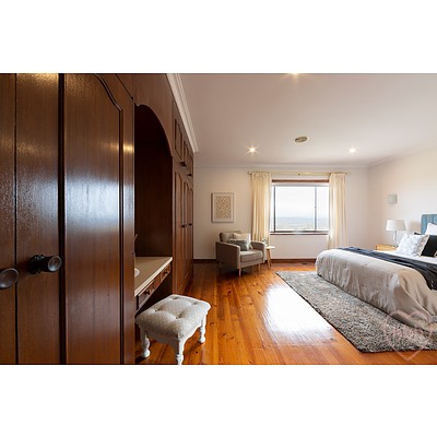 17 Bainton Crescent, Melba ACT 2615