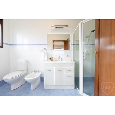 17 Bainton Crescent, Melba ACT 2615