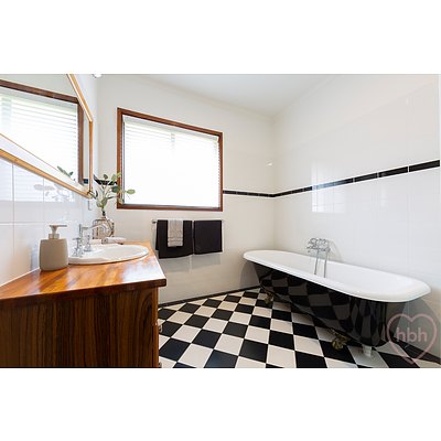 17 Bainton Crescent, Melba ACT 2615