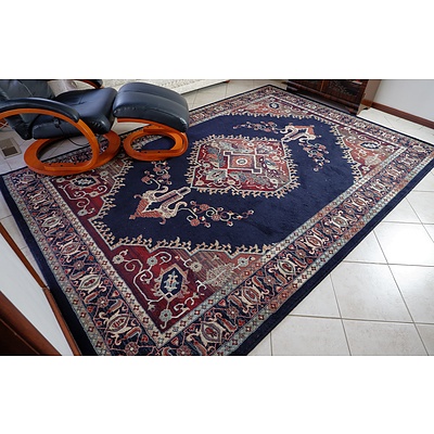 Turkish Royal Collection Wool and Acrylic Machine Woven Carpet
