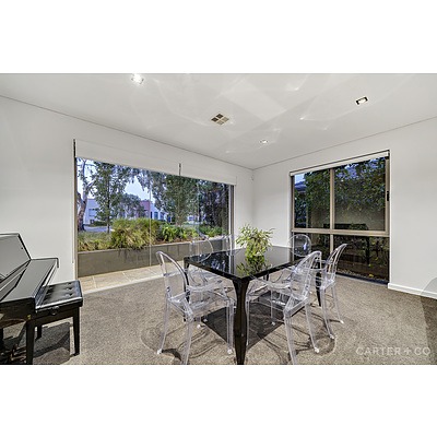 42 Quinane Avenue, Forde ACT 2914