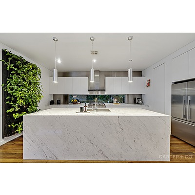 42 Quinane Avenue, Forde ACT 2914