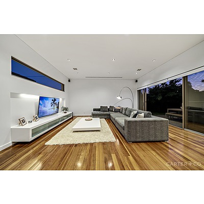 42 Quinane Avenue, Forde ACT 2914