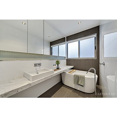 42 Quinane Avenue, Forde ACT 2914