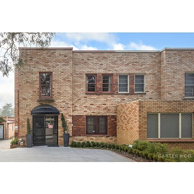 33 Canberra Avenue, Forrest ACT 2603