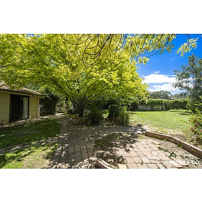 10 Connibere Crescent, Oxley ACT 2903
