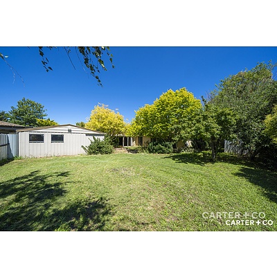 10 Connibere Crescent, Oxley ACT 2903