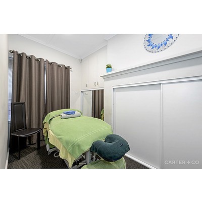 33 Canberra Avenue, Forrest ACT 2603