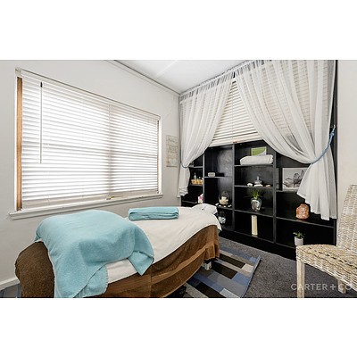 33 Canberra Avenue, Forrest ACT 2603