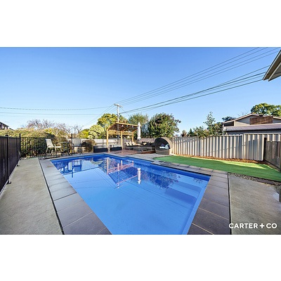 1 Hutcheson Street, Monash ACT 2904