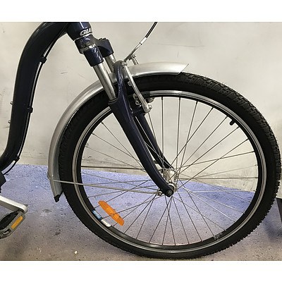 Giant Suede City Cruiser