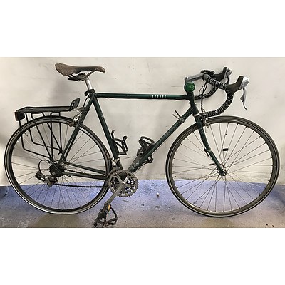 Giant Kronos Road Bike