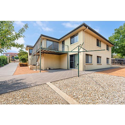 4 Brennan Court, Jerrabomberra NSW 2619