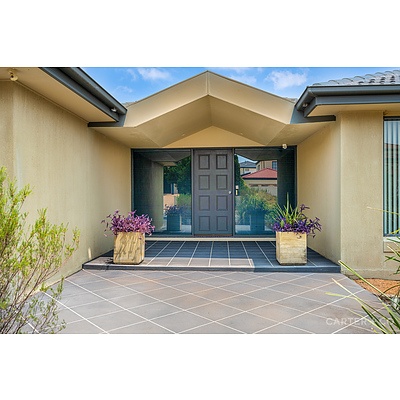 4 Brennan Court, Jerrabomberra NSW 2619