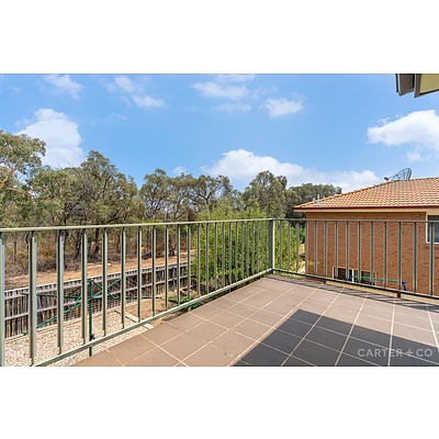 4 Brennan Court, Jerrabomberra NSW 2619