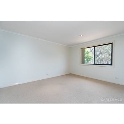 4 Brennan Court, Jerrabomberra NSW 2619