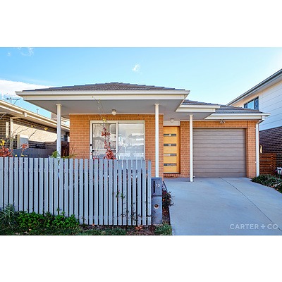 13 Plummer Street, Googong NSW 2620