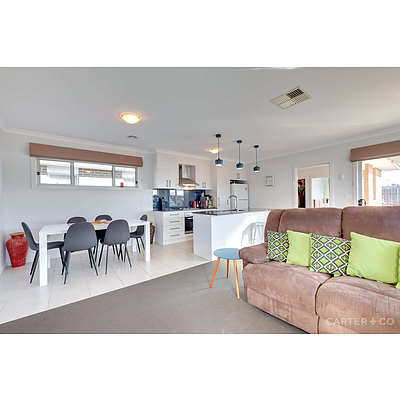 13 Plummer Street, Googong NSW 2620