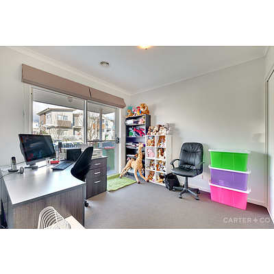 13 Plummer Street, Googong NSW 2620