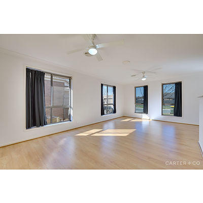 230 Macfarlane Burnet Avenue, Macgregor ACT 2615