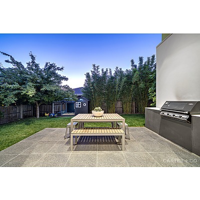 42 Quinane Avenue, Forde ACT 2914