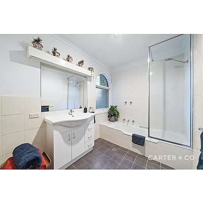 27 Steinwedel Street, Farrer ACT 2607