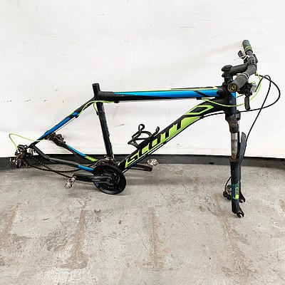 Scott Aspect and Giant ATX Mountain Bike Frames and Giant Wheel