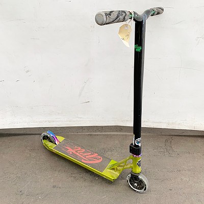 Grit Tremor Scooter