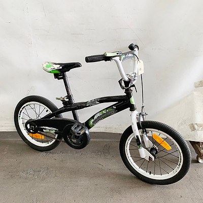 Scooter and Southern Star Rival Kids BMX Bike