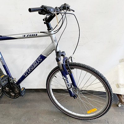 Trek 3700 Alpha Mountain Bike
