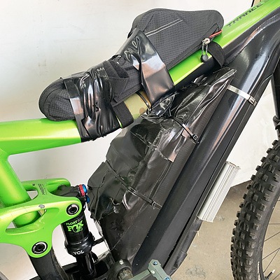 Giant Trance E 10 Speed E Bike With Accessories