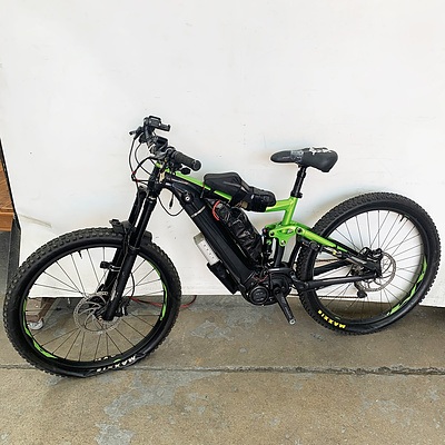 Giant Trance E 10 Speed E Bike With Accessories