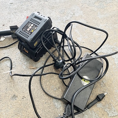 Giant Trance E 10 Speed E Bike With Accessories