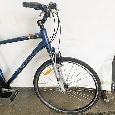 Giant Cypress 3 21 Speed Mountain Bike