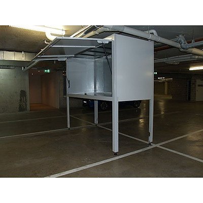 Space Commander SC2511 3.2 Cubic Meter Over Bonnet Storage System - ORP $2400+