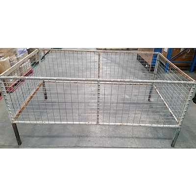 7' x 4' Trailer Cage