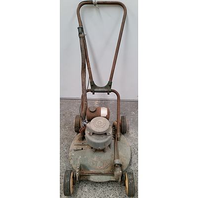Vintage Victor 18 Lawn Mower