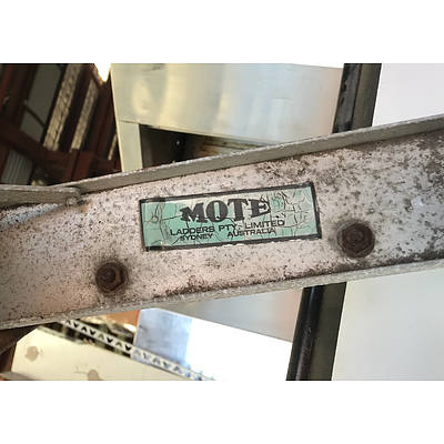 Mote Seven Rung A-Frame Ladder