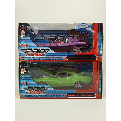 Maisto Pro Rodz 1970 Dodge Challanger R/T Coupes - 1:24 Scale - Lot of 2