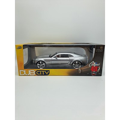 Jada Dub City 2006 Chevy Camaro Concept - 1:18 Scale Model Car
