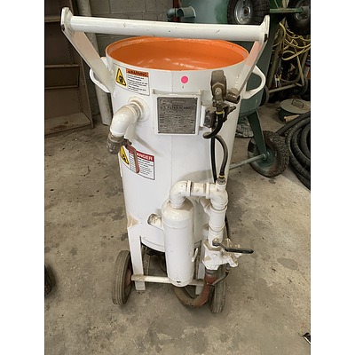 Blastmaster S Series Abrasive Blasting Machine